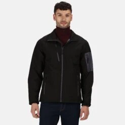 Regatta Standout Mens Arcola 3 Layer Waterproof And Breathable Softshell Jacket (Extreme -The Outdoor Clothing Store k212ee477c53f82fdb06509e477e40183